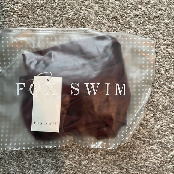 White Fox Swim - St. Tropez Merlot One Piece SMALL - Picture 3 of 6